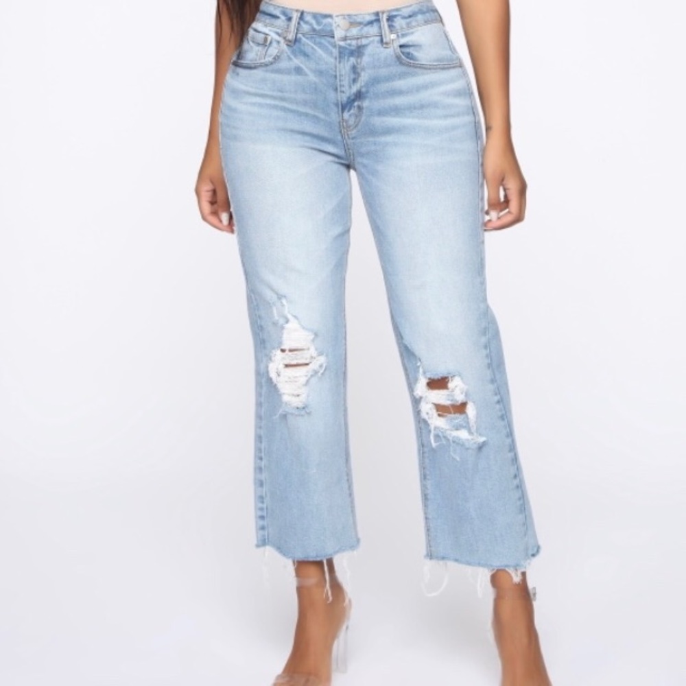 Fashion Nova ripped cropped jeans